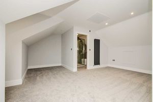 Photo 25- click for photo gallery